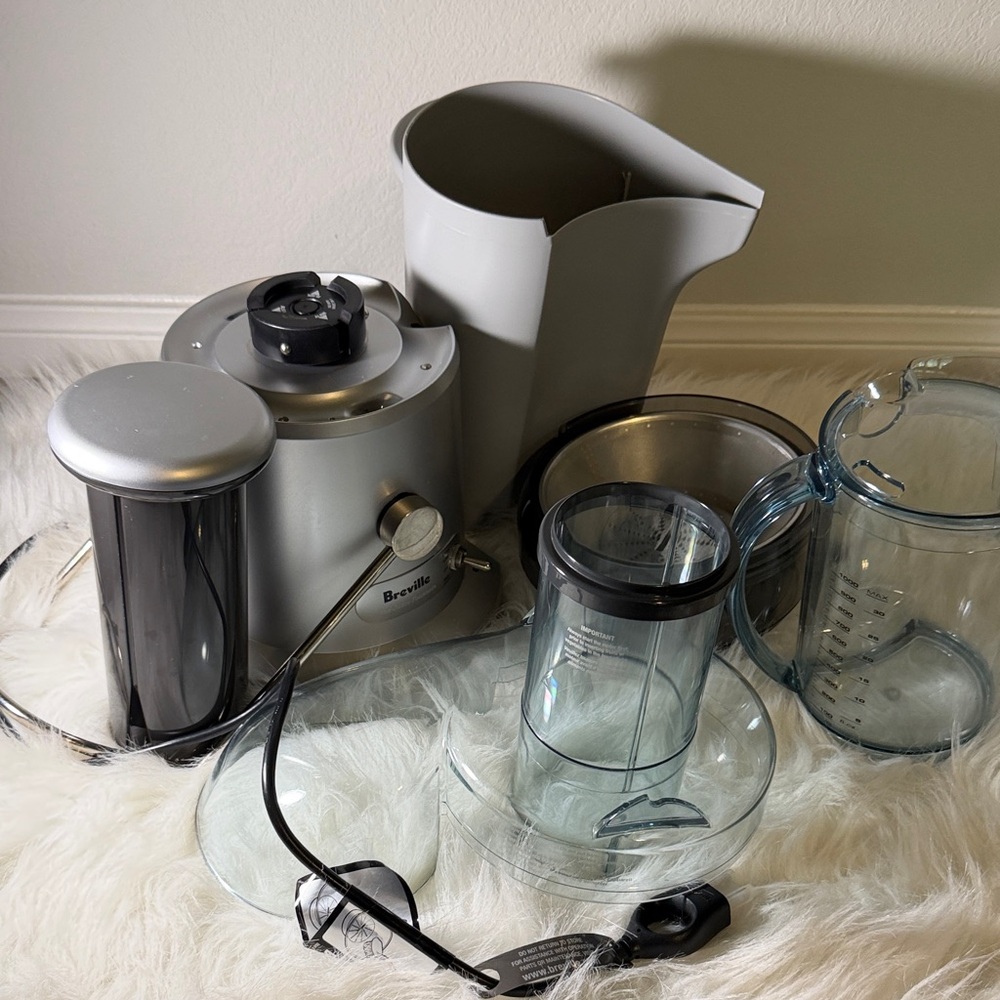 Breville Silver Juice Extractor